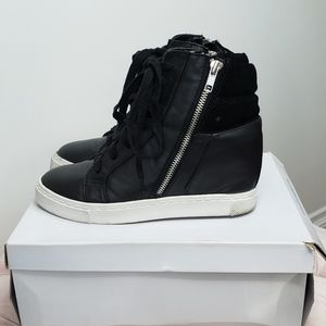 Steve Madden Lagoon Wedge Sneaker Black (US 8.5)